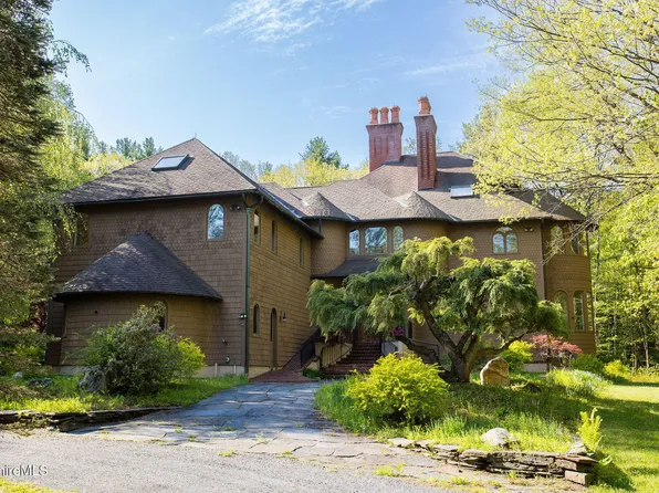 293 New Marlborough Sandisfield Rd, Great Barrington, MA 01230