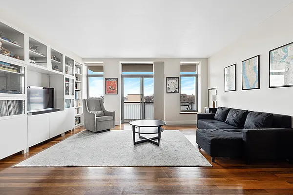 Sold by Compass | media 1