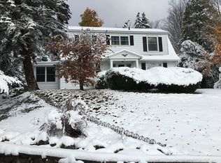 92 School St, Lake Placid, NY 12946
