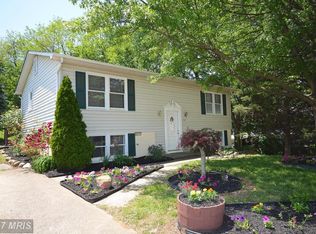 154 Oak View Dr SE, Leesburg, VA
