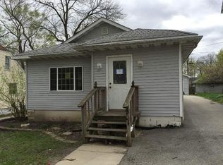 904 W Park Ave, Joliet, IL