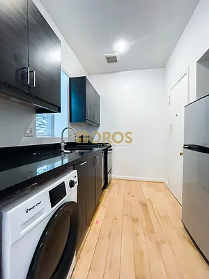 Rented by City Connections Realty | media 2