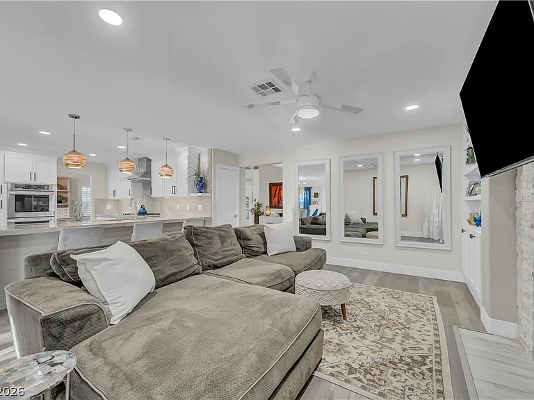 1413 Premier Ct — Photo 22