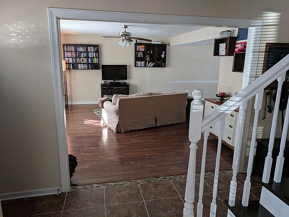 3rd image of 6236 Auburn Dr