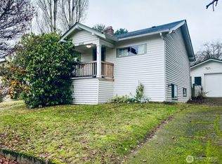 9815 Linden Ave N, Seattle, WA 98103