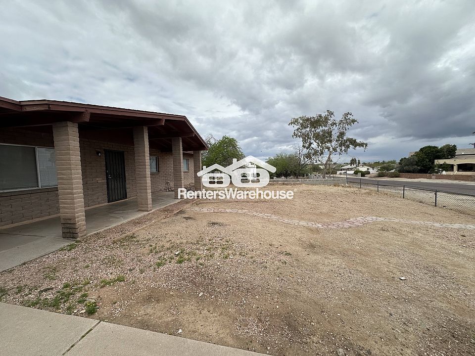 1st image of 1427 E Paseo Way