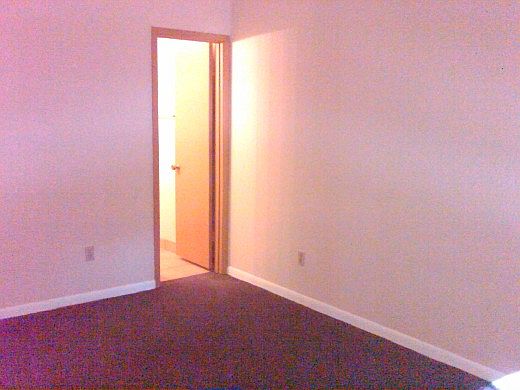 5th image of 633 N May St APT 6