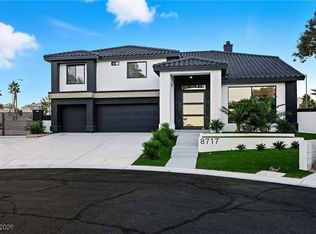 8717 Kingship Ct, Las Vegas, NV 89129
