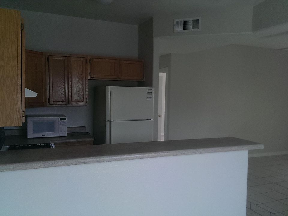 1st image of 1415 N Campbell St APT C
