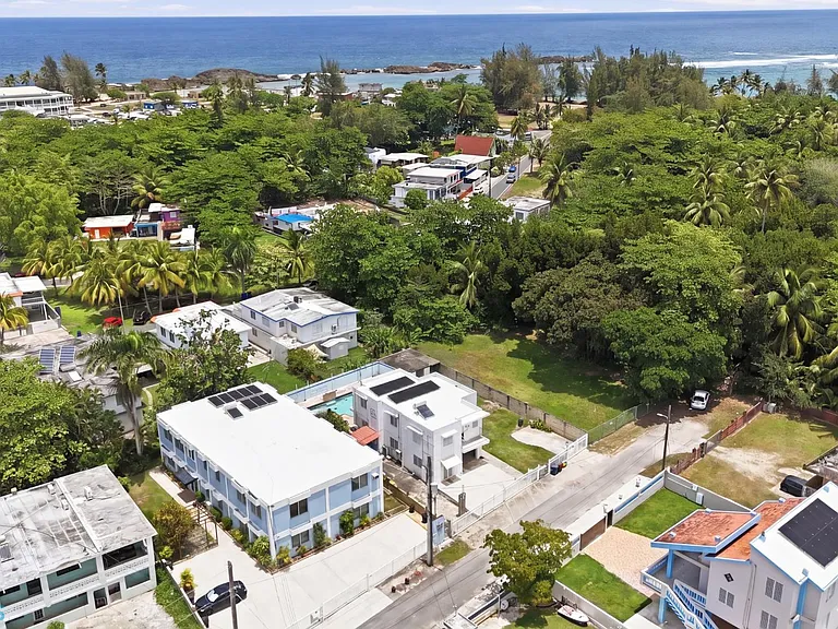 Carr 686 Calle Manuel Otero Puerto Nuevo — Photo 11