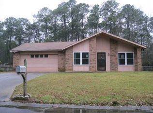 5241 Rue St, Gautier, MS 39553