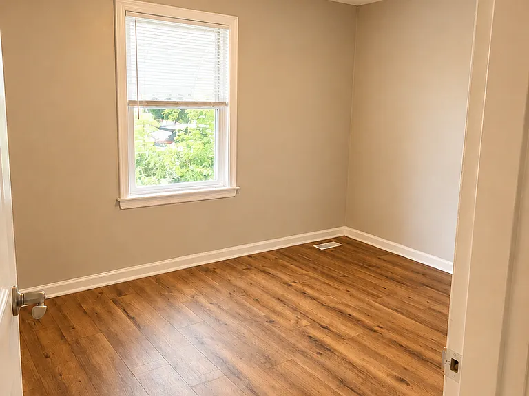 2552 Renwood Pl — Photo 12