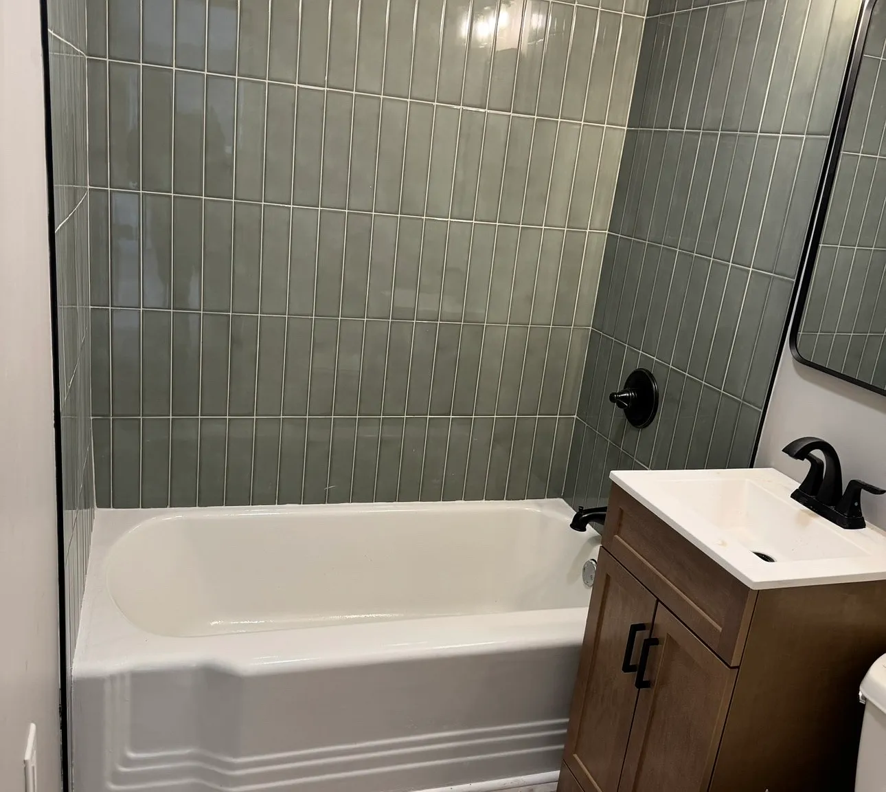 2 bed, 850 sqft, $1,400 — Photo 3