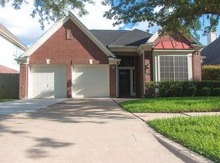 14023 Lake Trail Dr, Sugar Land, TX 77498