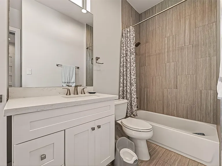 1810 Branard St #B — Photo 19