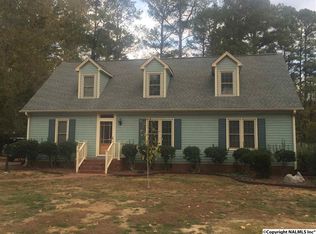 3506 Pinehurst Dr SW, Decatur, AL 35603
