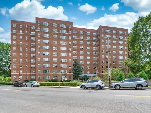 900 Palmer Road #4-C, Bronxville, NY 10708