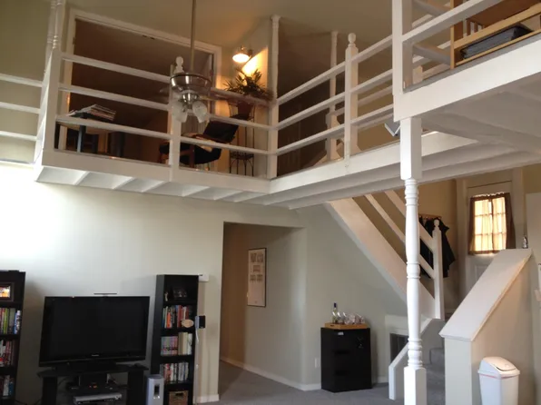 152 S Madison Ave APT A, Greenwood, IN 46142
