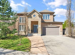 8114 Windsong Dr, Niagara Falls, ON L2H 3M4