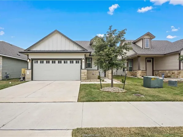 827 Mineral Wells Ln, College Station, TX 77845