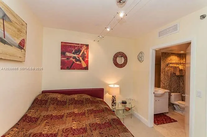 1800 S Ocean Dr #3103 — Photo 29