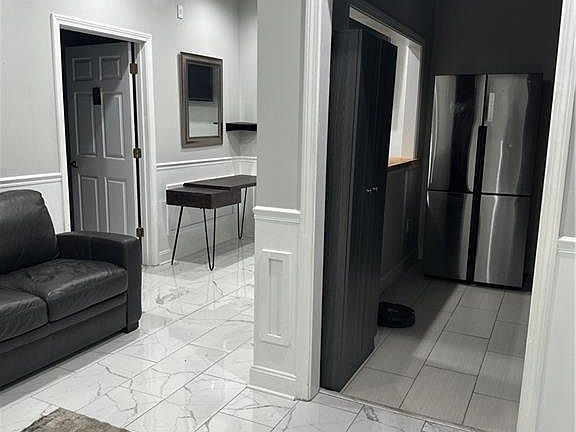 5th image of 1117 Douglas Ave #125