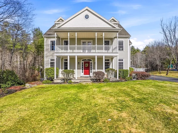 8 Leah Ln, Milford, MA 01757
