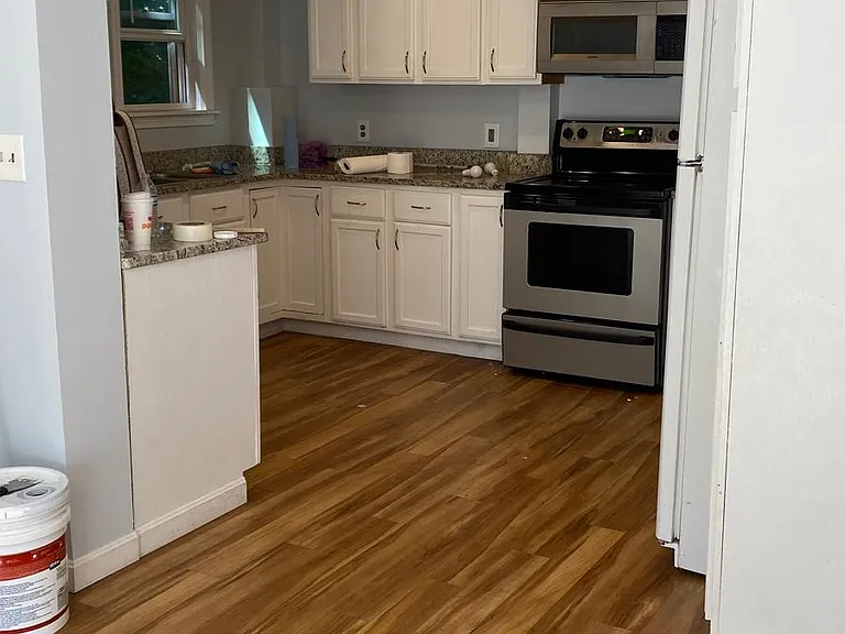 17 Oak Ct #4 — Photo 4
