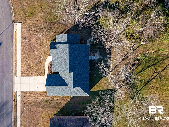 4th image of 312 Pecan Ridge Blvd