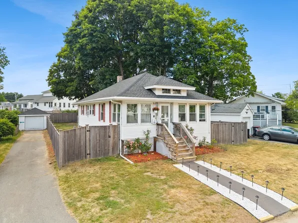 11 Shields Ave, Brockton, MA 02301