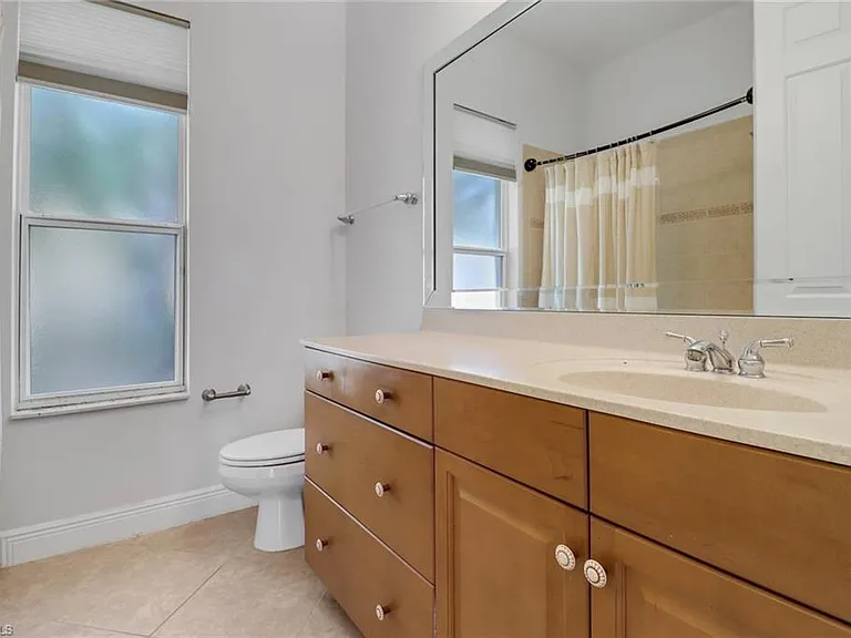 11128 Sierra Palm Ct — Photo 24