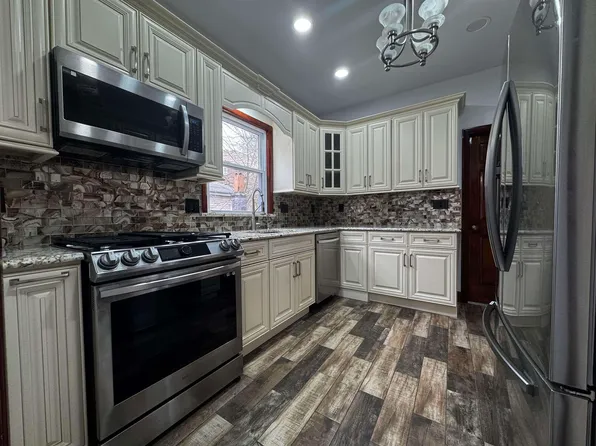 2772 Kennedy Blvd Floor 2, Jersey City, NJ 07306
