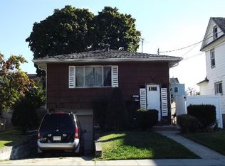 78 Rutland Rd, Freeport, NY 11520