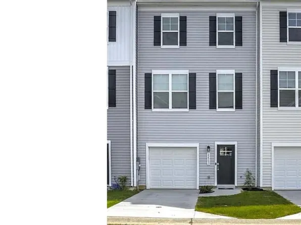 22503 E Maxine Way, Great Mills, MD 20634