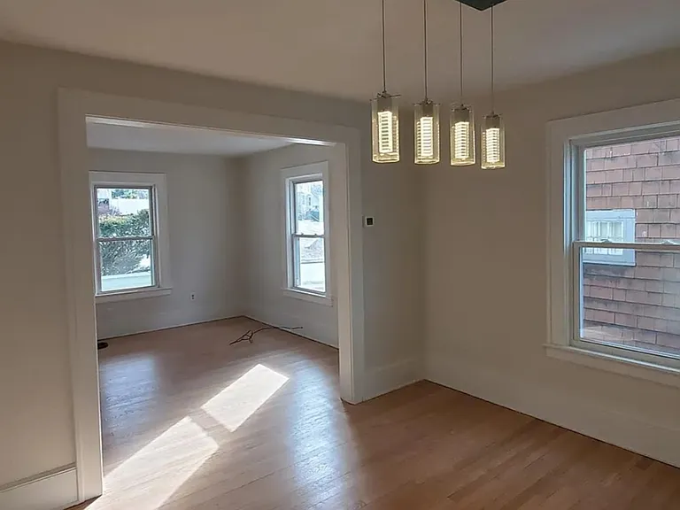 27 W Arnold Rd #1 — Photo 6