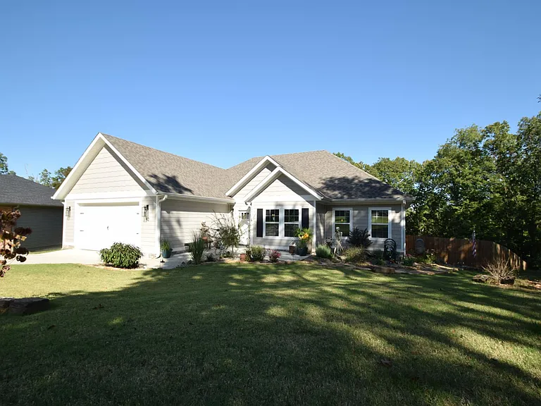 42 Tummell Dr — Photo 30
