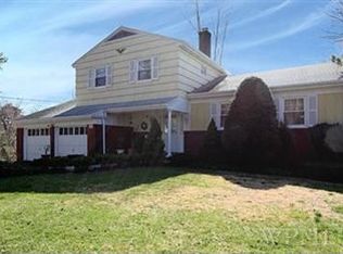 17 West St, White Plains, NY 10605
