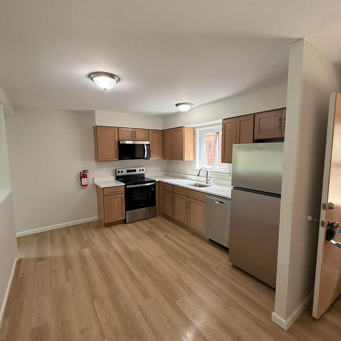 1 bed, 1.0 bath, 800 sqft, $1,850 — Photo 3