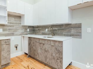 299 Humboldt St APT 3R, Brooklyn, NY 11211
