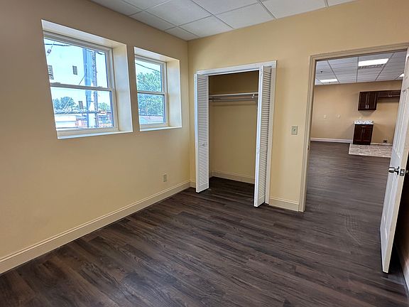 4th image of 2207 Elmwood Ave #3