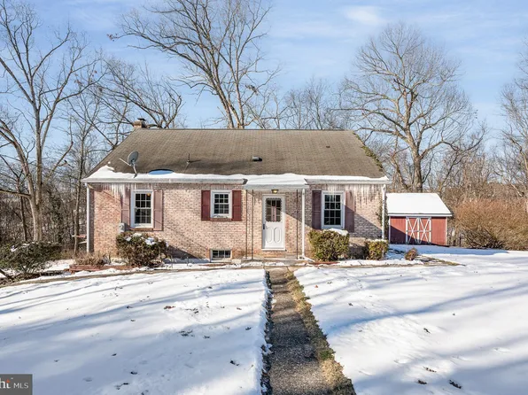 4300 Berkley St, Harrisburg, PA 17109