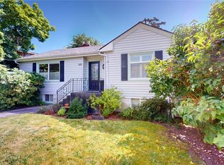 818 S 9th St, Mount Vernon, WA 98274