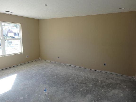 2nd image of 4703 Bella Capri Ln