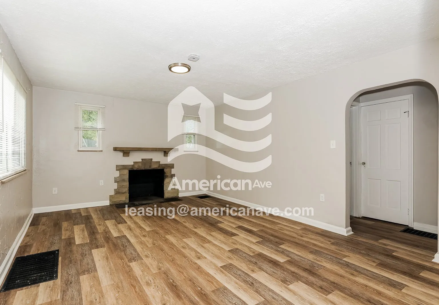 3 bed, 1.5 bath, 1472 sqft, $1,775 — Photo 3