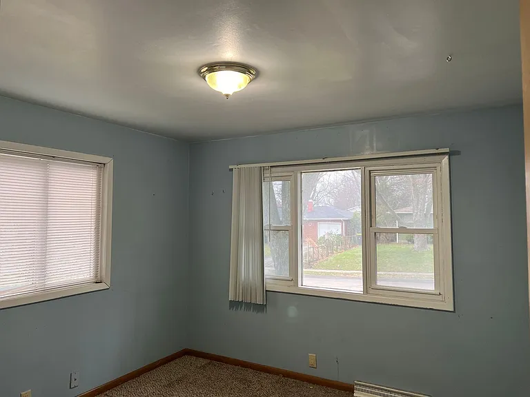 506 Meadow St — Photo 7