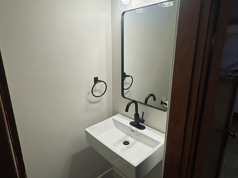 1411 Pursell Ave — Photo 3