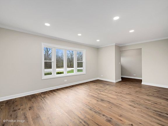 4th image of 30W243 Wiant Rd