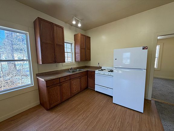 4th image of 2619 10th St