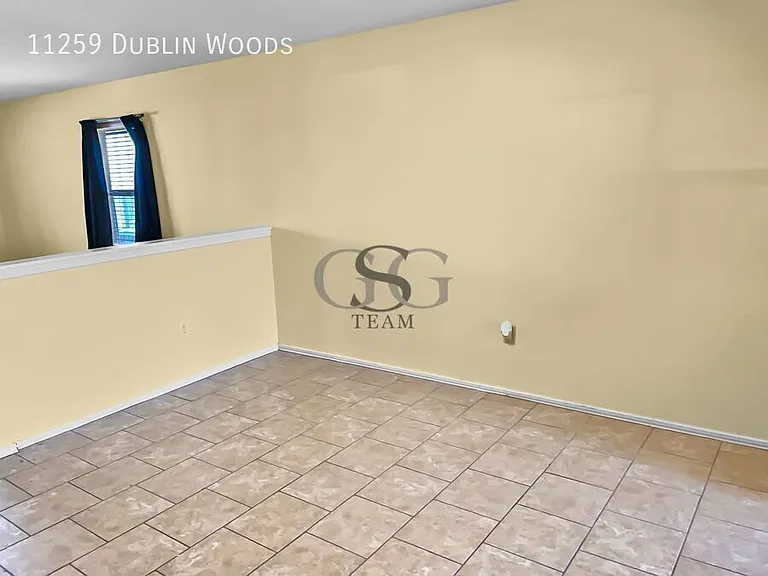 11259 Dublin Woods — Photo 8