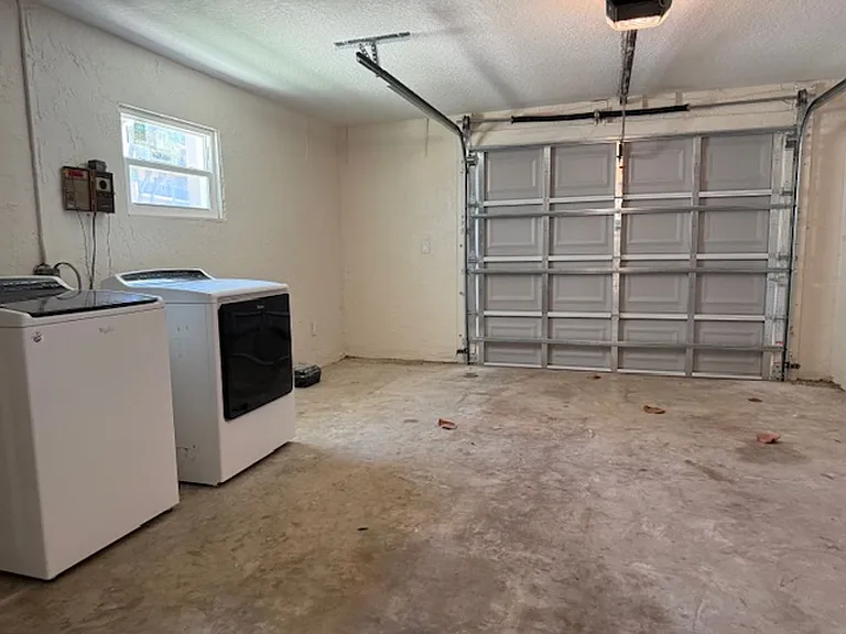 510 Jackson Ave — Photo 5